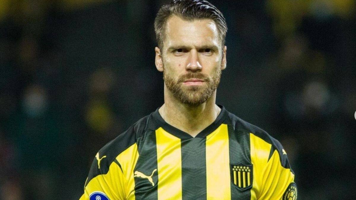León busca a ex jugador del Real Madrid para reforzar su defensa en el Clausura 2022