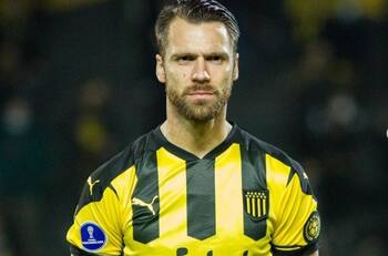 León busca a ex jugador del Real Madrid para reforzar su defensa en el Clausura 2022