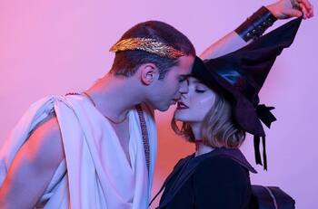 Este es el nuevo hechizo para encontrar el amor