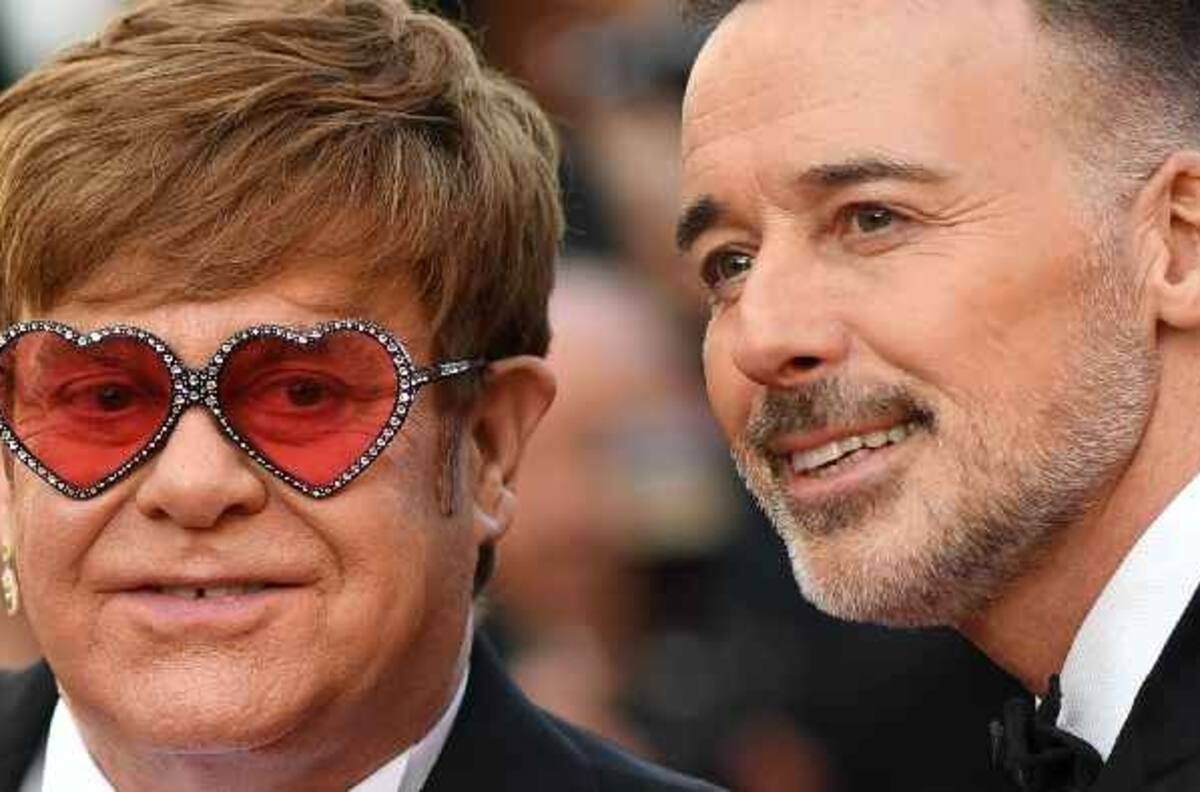 Elton John denunció "hipocresía" ante negación del Vaticano a bendecir matrimonios homosexuales
