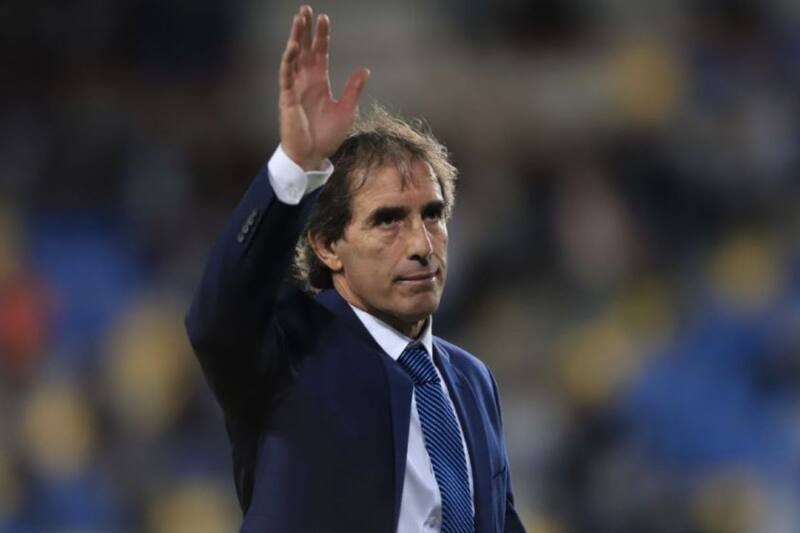 El técnico de Pachuca es opción fuerte de la EFE.