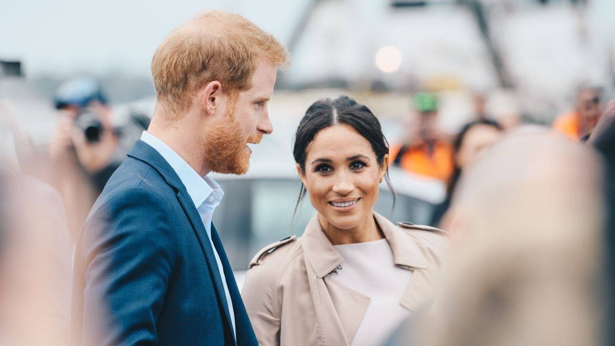 Así fue el seco homenaje que Meghan y Harry le hicieron al príncipe Felipe de Edimburgo tras su muerte