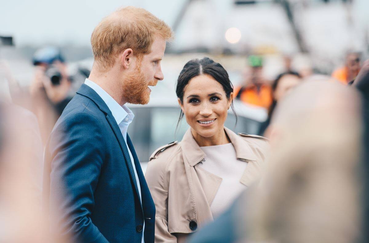 Así fue el seco homenaje que Meghan y Harry le hicieron al príncipe Felipe de Edimburgo tras su muerte