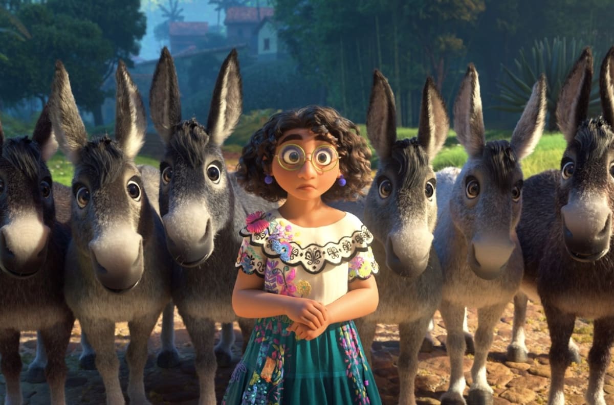 "Encanto" es la nueva mirada de Disney a la cultura latinoamericana: honra al realismo mágico colombiano