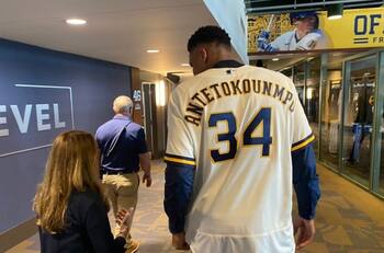 Giannis Antetokounmpo y otros deportistas que son dueños de equipos