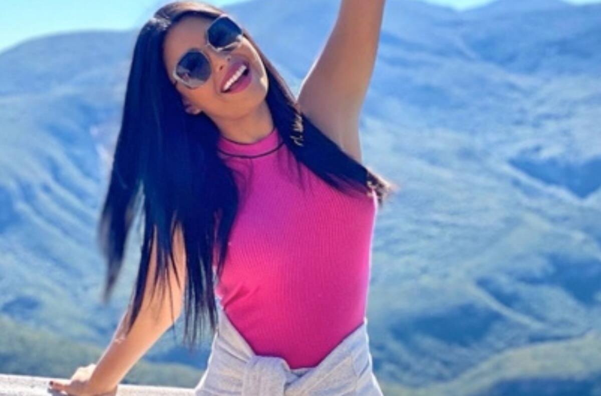 Kristal Silva celebra sus 30 años con humilde festejo