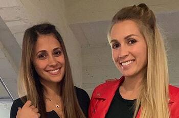 Antonela Roccuzzo y Sofía Balbi refuerzan su amistad y pasean por París