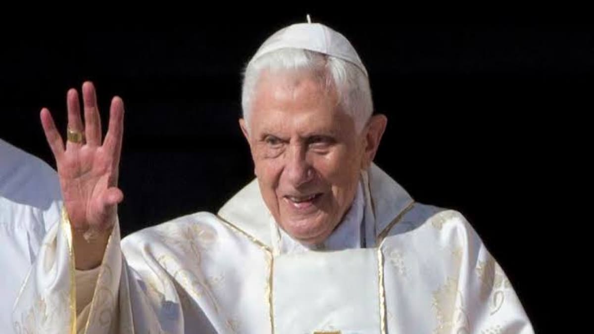 Desmienten muerte de Benedicto XVI