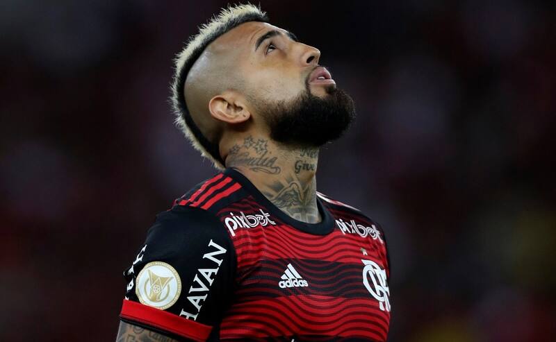 El volante chileno ha visto caerse a piso su tasación de mercado.