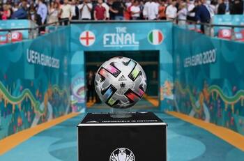 Euro 2020: Jugadores destacados que podrían ser traspasados este verano