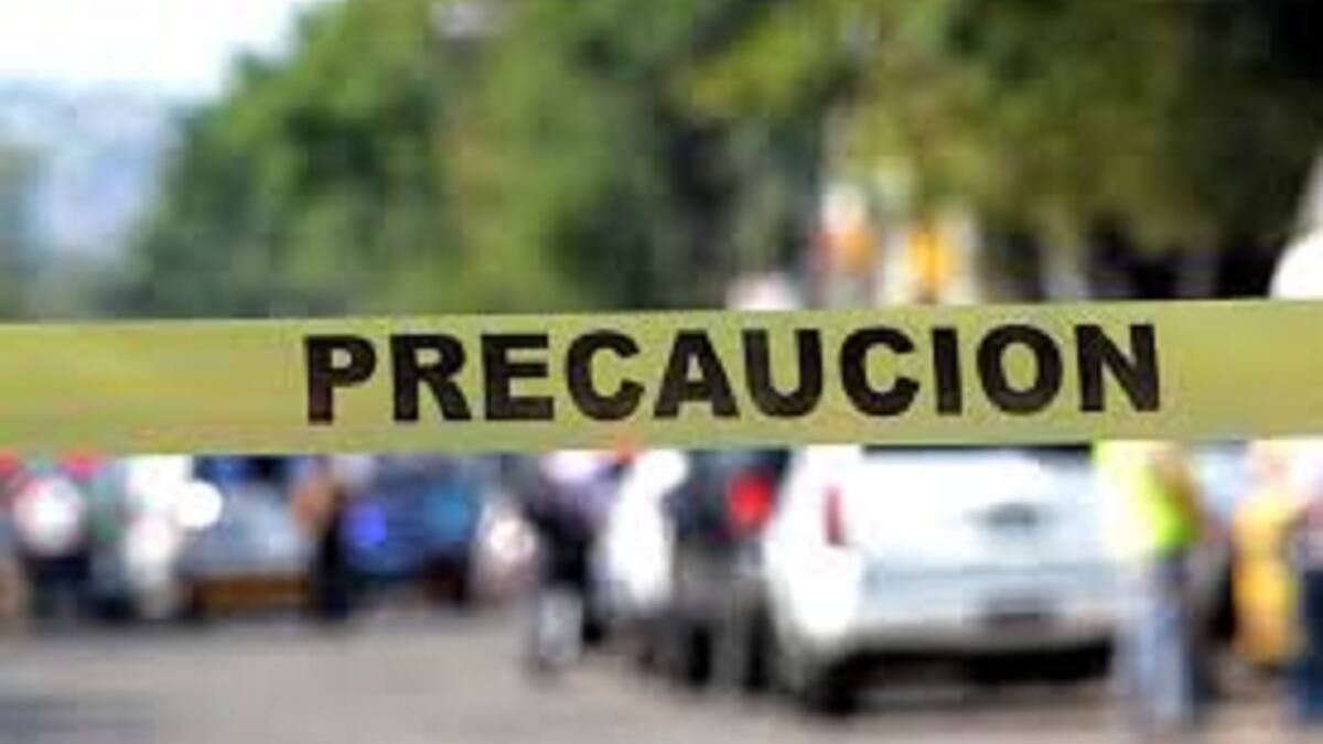 Hallan vehículo usado en la balacera de Zapopan a tres cuadras del cuerpo de un posible involucrado