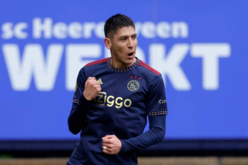 Edson Álvarez podría salir del Ajax en este mercado de fichajes.