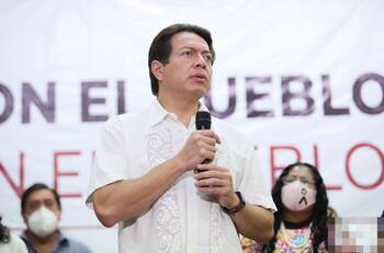 Vinculan a Mario Delgado, líder de Morena, con la secta de esclavas sexuales NXIVM