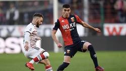 Medios italianos explican la salida de Johan Vásquez al Cremonese: "Se hizo de un nombre en el Genoa"