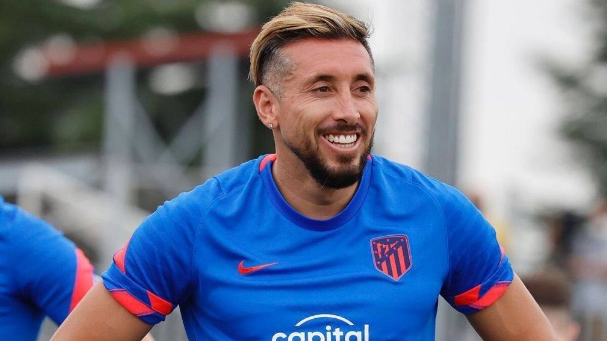 Héctor Herrera pide bajar el precio de los mexicanos para que puedan ir a Europa