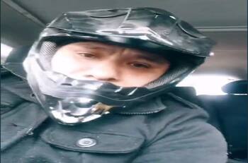 Roban su camioneta mientras hacía TikTok en vivo; el asaltante quedó grabado