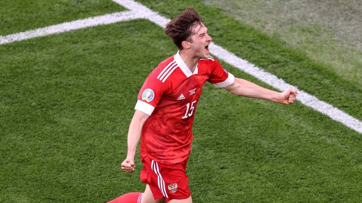 Rusia aguantó y derrotó por la mínima a Finlandia en la Eurocopa