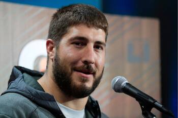 Jugador de los 49ers anuncia su retiró de la NFL tras 13 años de carrera