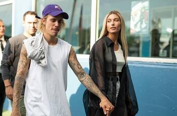 Justin Bieber agradeció a Hailey Baldwin: "Estoy aprendiendo junto a mi esposa"