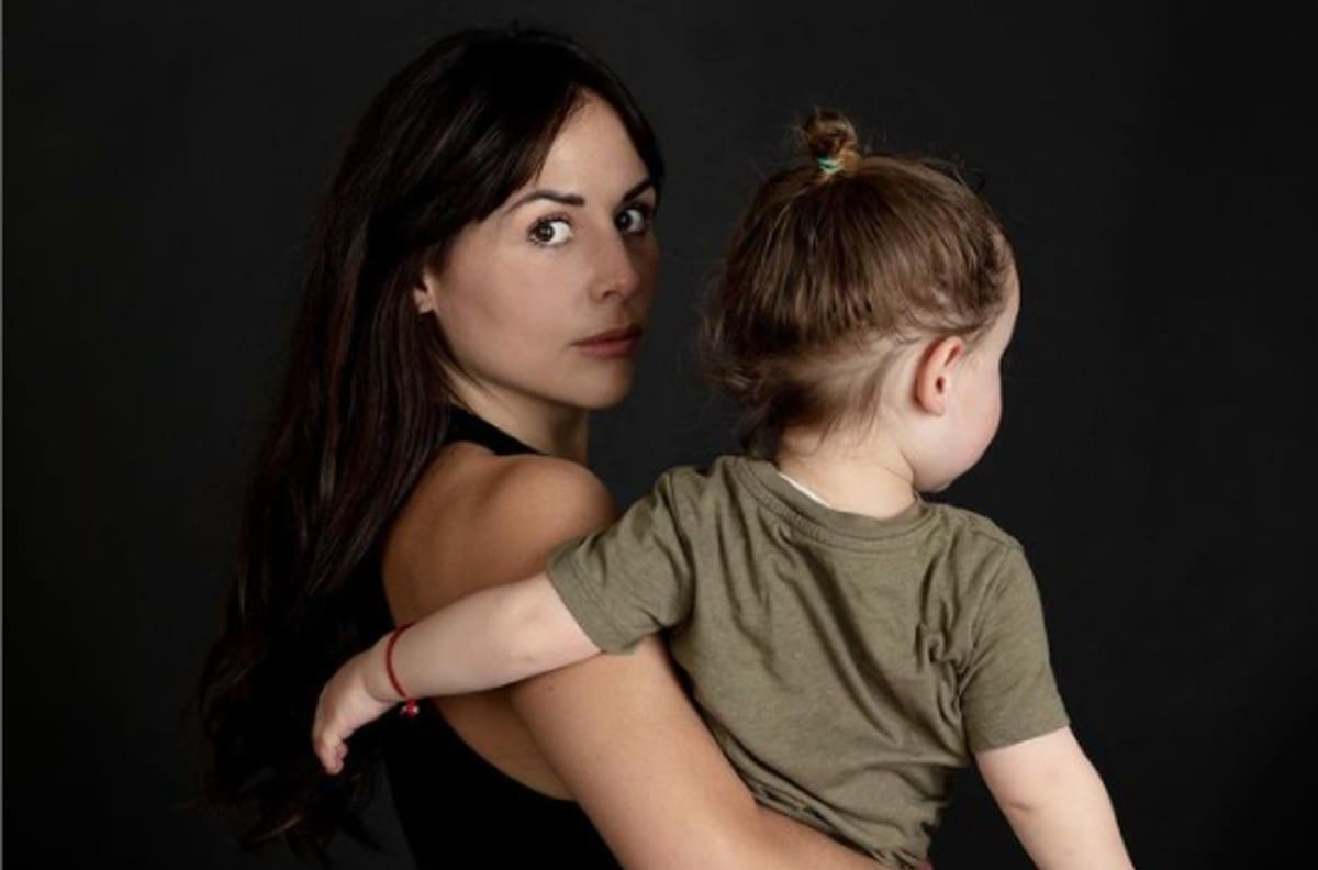 Zuria Vega apoya que su hijo quiera usar vestidos de princesa