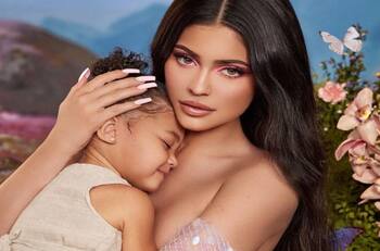 Kylie Jenner revela las razones por las que decidió mantener oculto su embarazo