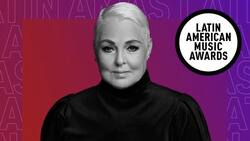 Lupita D´Alessio sumamente emocionada agradece ser considerada una leyenda de la música