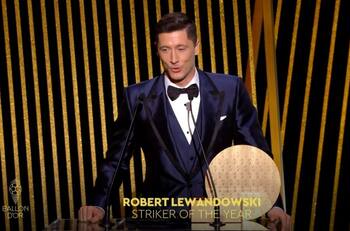 La bala de Robert Lewandowski a Lionel Messi por el premio The Best