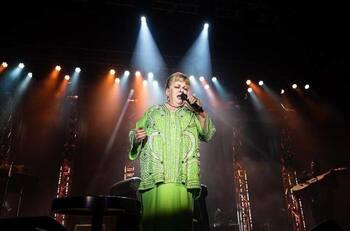 Paquita la del Barrio revela los motivos por los que utiliza silla ruedas