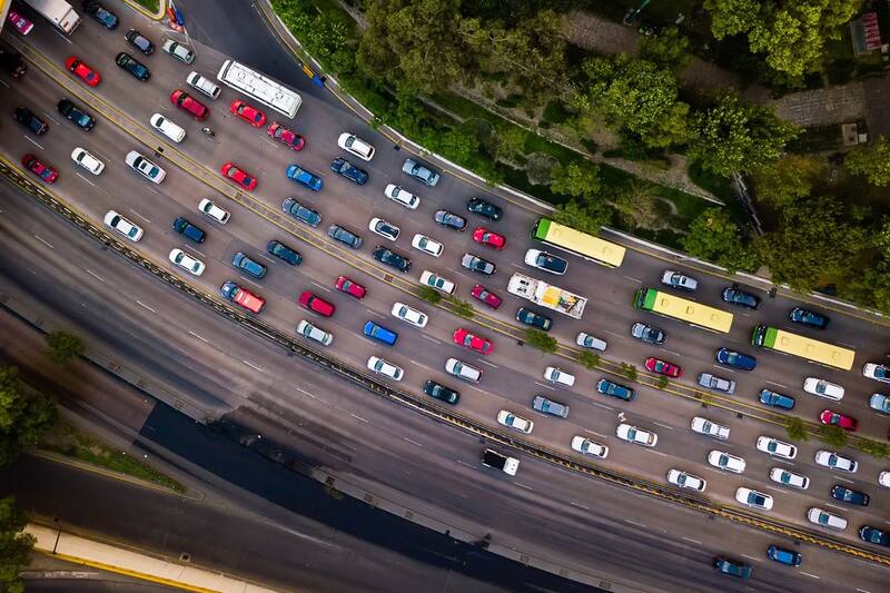 Este sábado 24 de junio mantiene restricciones para los autos con holograma 1, terminaciones de placas par.