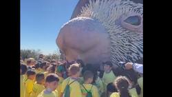 VIDEO | Construyen puercoespín gigante de casi 12 metros de diámetro