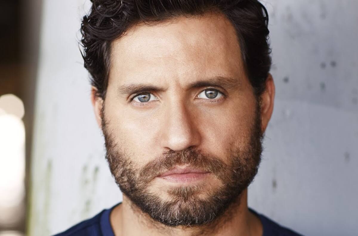 Edgar Ramirez anuncia que sufre muy de cerca los estragos del coronavirus