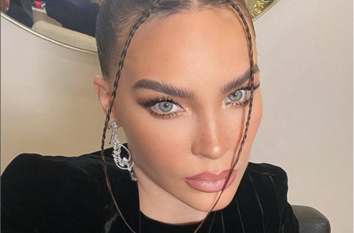 Revelan foto del pasaporte de Belinda donde aparece su verdadera edad