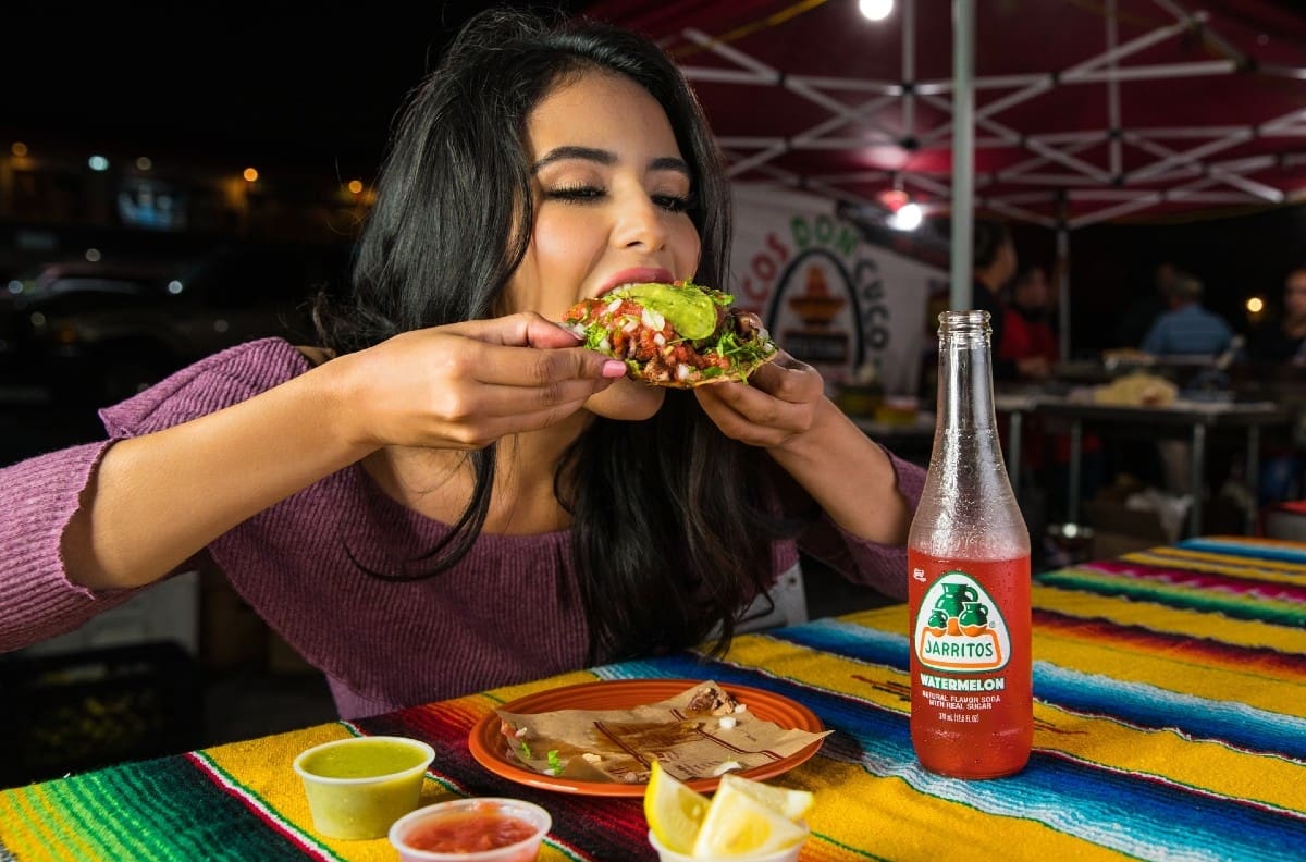 Incluye estos 5 alimentos en tu vida diaria para subir los niveles de felicidad