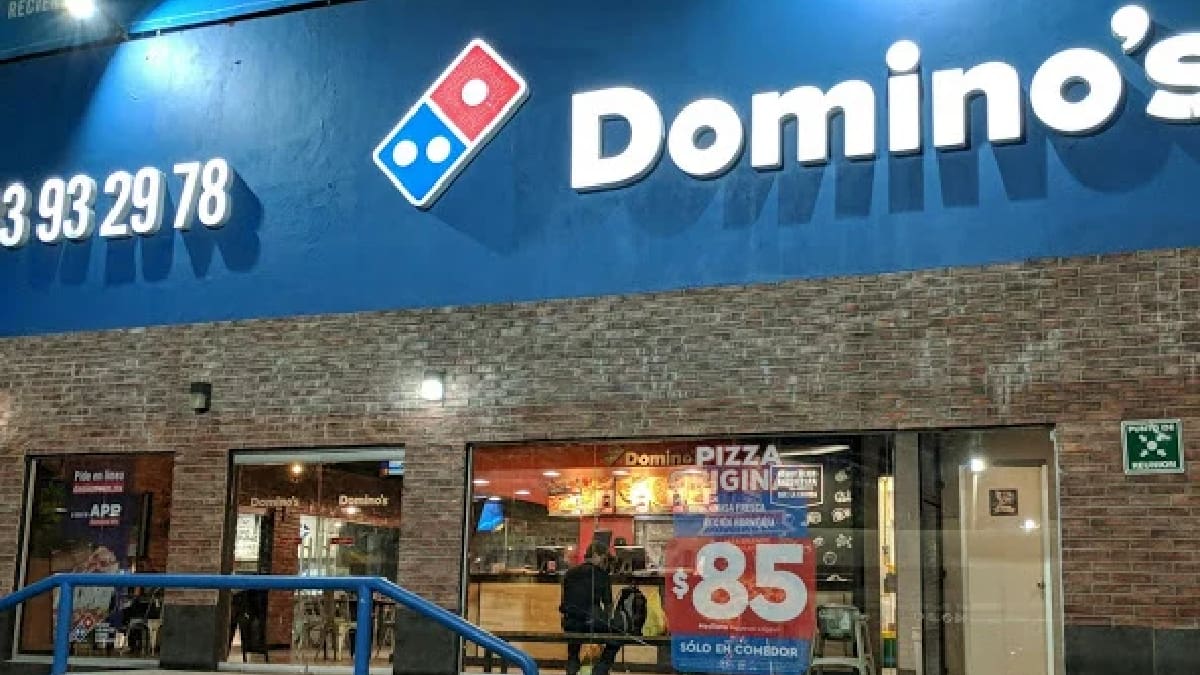VIDEO | Denuncian abusos de gerentes de Domino’s Pizza en Nezahualcóyotl