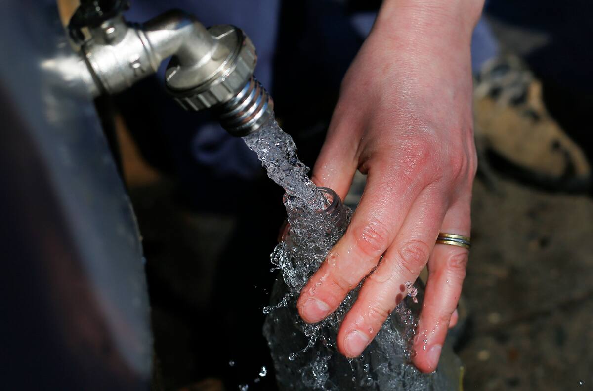 Esta multa deberás pagar si tiras agua este Sábado de Gloria