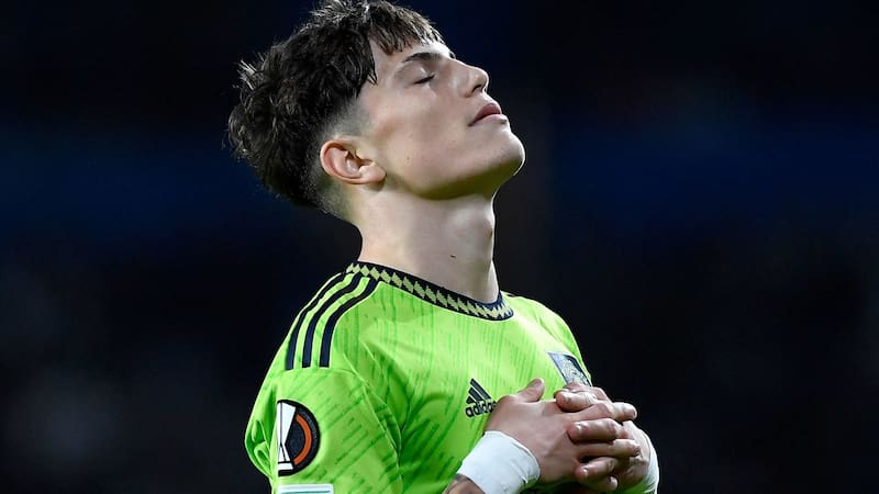 Alejandro Garnacho festejó como Cristiano Ronaldo en la Europa League