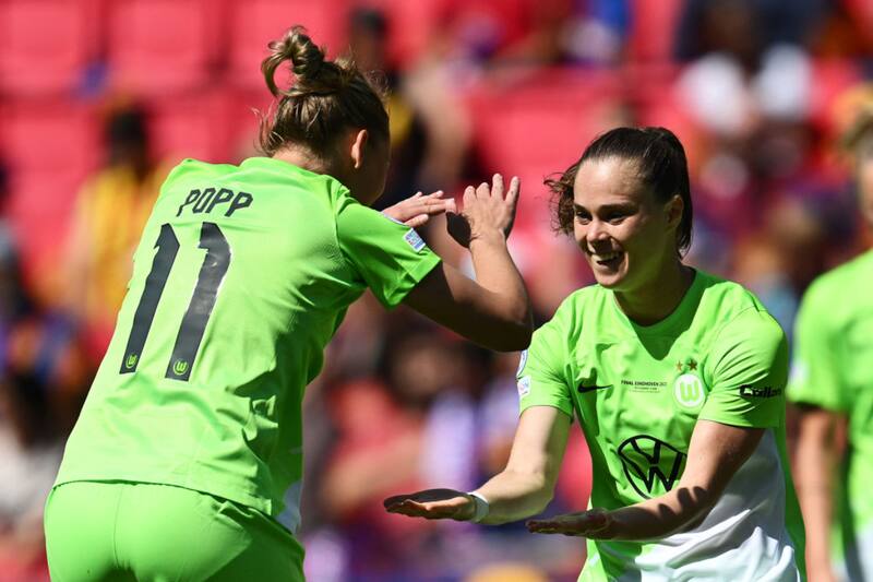 La legendaria delantera alemana puso el 2-0 en Eindhoven.