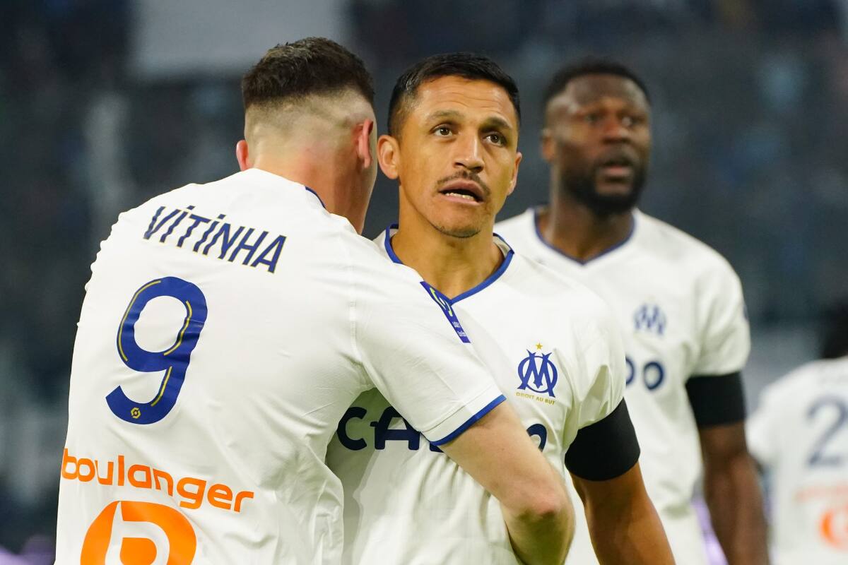 Alexis Sánchez no fue incluido entre los 5 mejores del año en Francia