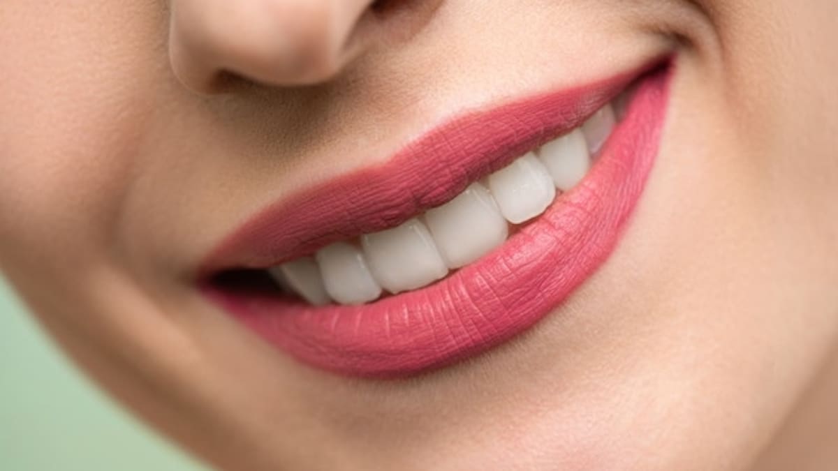 Alimentos que te ayudan a tener dientes más blancos