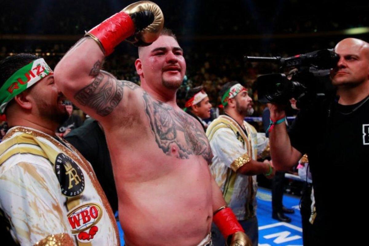 La semana pasada filtraron imágenes de Andy Ruiz con bolsas de marihuana. (Twitter)