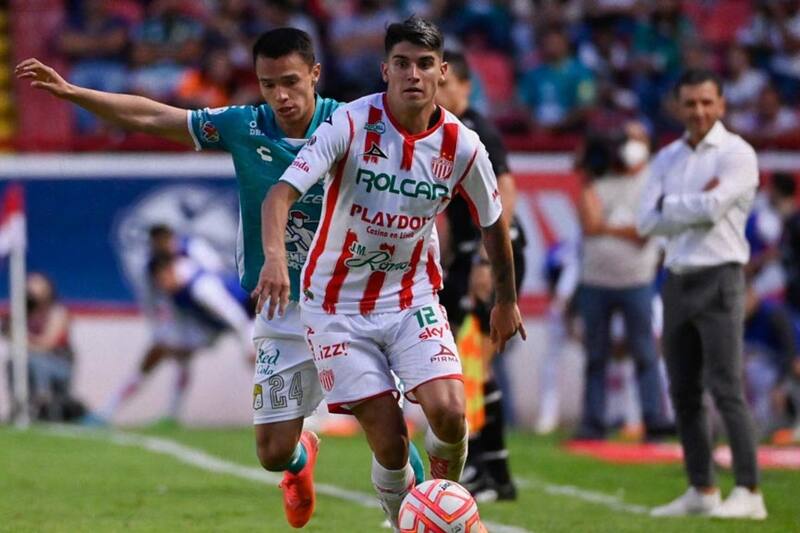 El volante chileno no seguirá en Necaxa