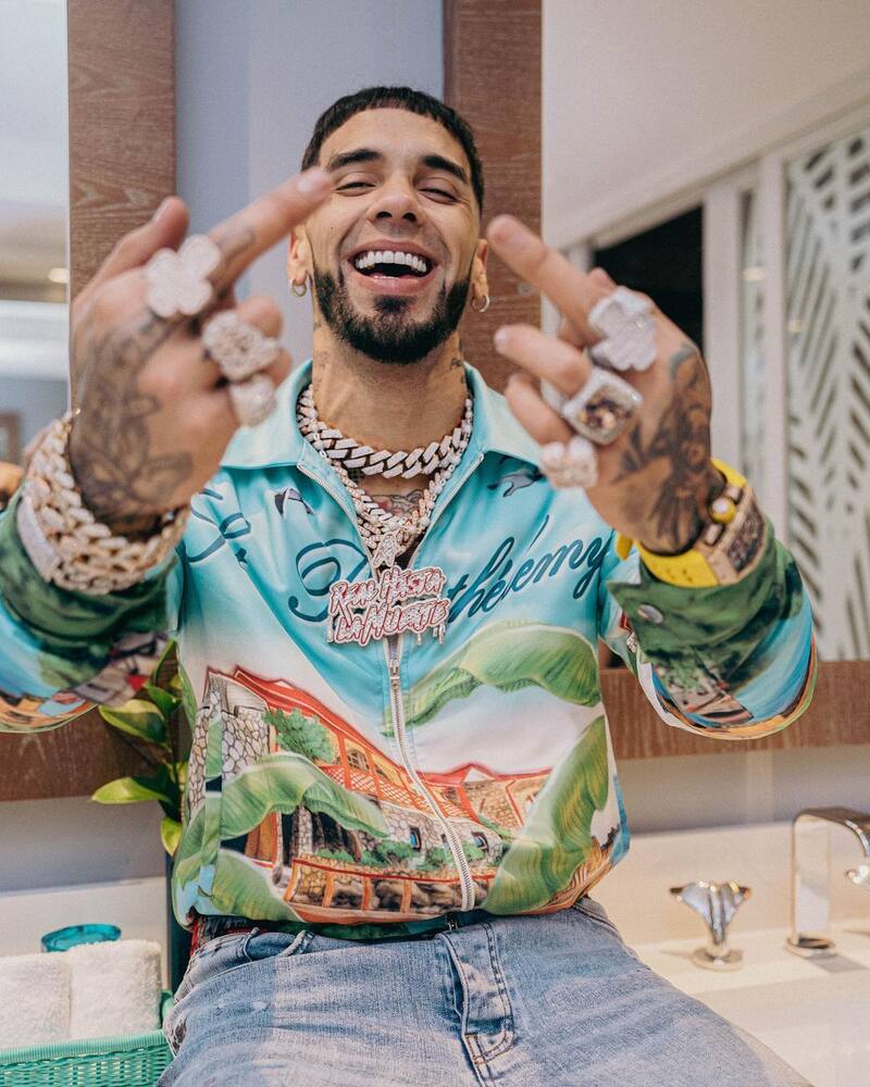 El trapero puertorriqueño reacciona al tema de Yailin La Más Viral.