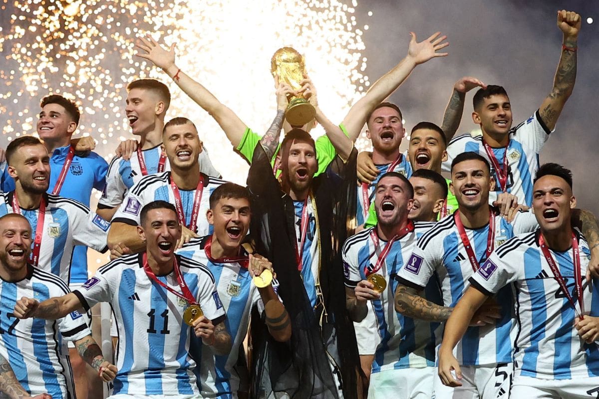 El 'Papu' Gómez es del interés del América. (EFE)