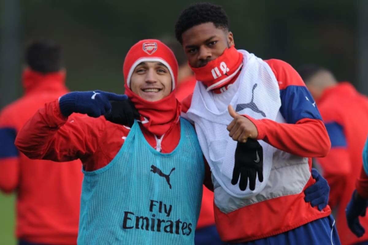Alexis Sánchez y Chuba Akpom formaron un gran vínculo a partir de la temporada 2014-2015