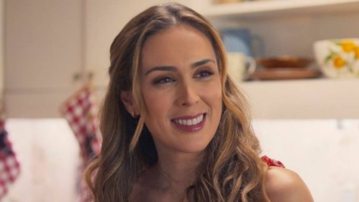 Jacqueline Bracamontes es considerada irresponsable por viajar en un submarino
