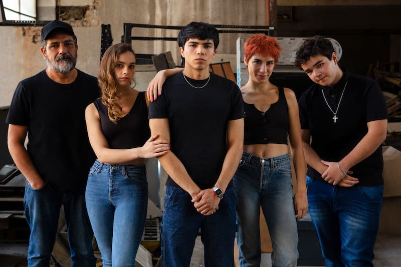 Pablo Macaya, Francisca Armstrong, Nicolás Contreras, Carmen Zabala, Lukas Vergara/ Pedro Rojas, Netflix