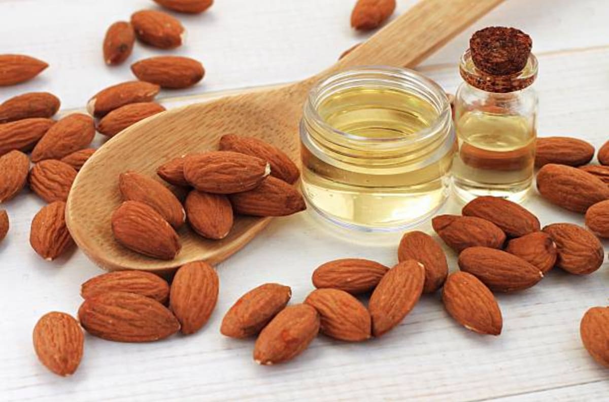 Conoce las propiedades que tiene el aceite de almendras en el cabello y la piel
