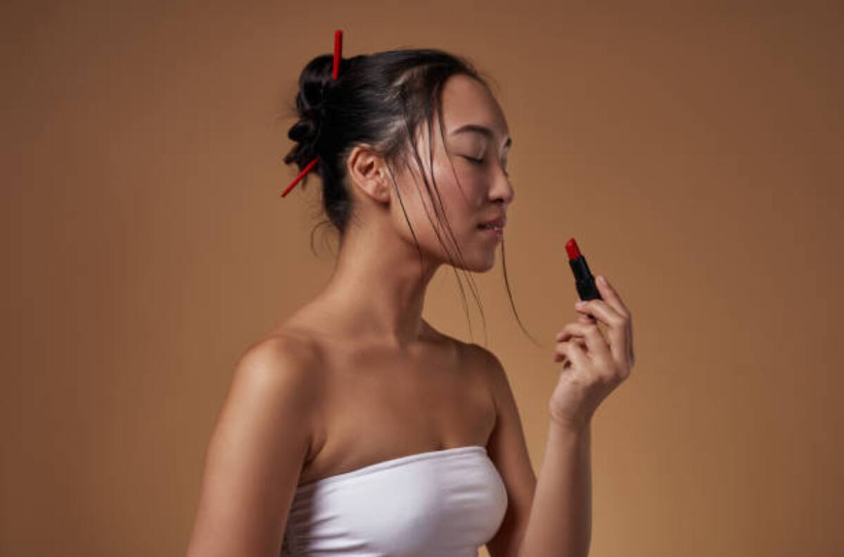 Estos son los tonos de labial que puedes usar en primavera y lucir fabulosa