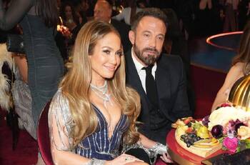 Ben Affleck en los Premios Grammy 2023: Los mejores memes que dejó la aparición del actor en la gala