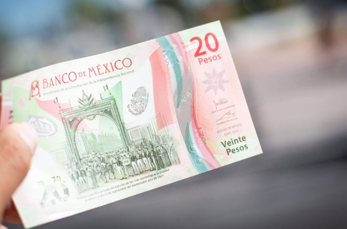 Billete de 20 pesos con este orden de letras vale 200 mil